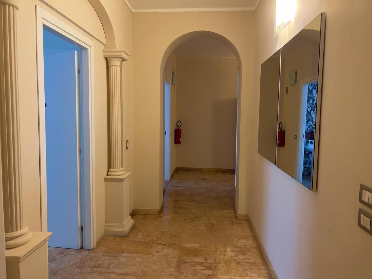 Appartme Guest House Seveso 40 Milano Eksteriør billede