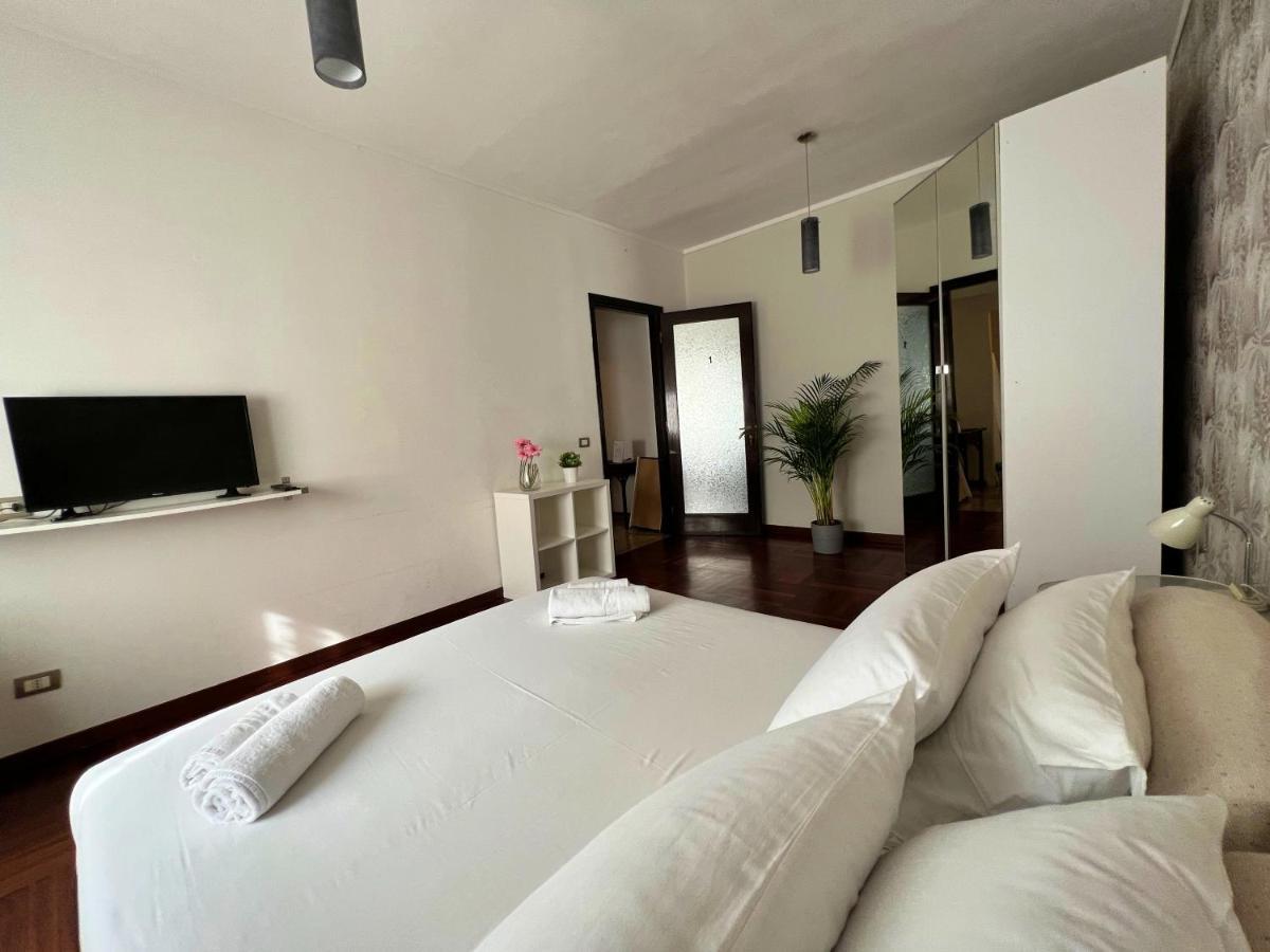 Appartme Guest House Seveso 40 Milano Eksteriør billede