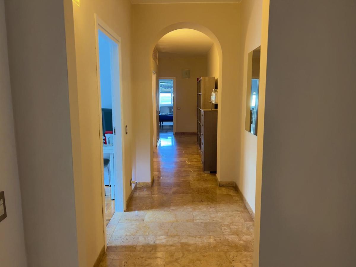 Appartme Guest House Seveso 40 Milano Eksteriør billede
